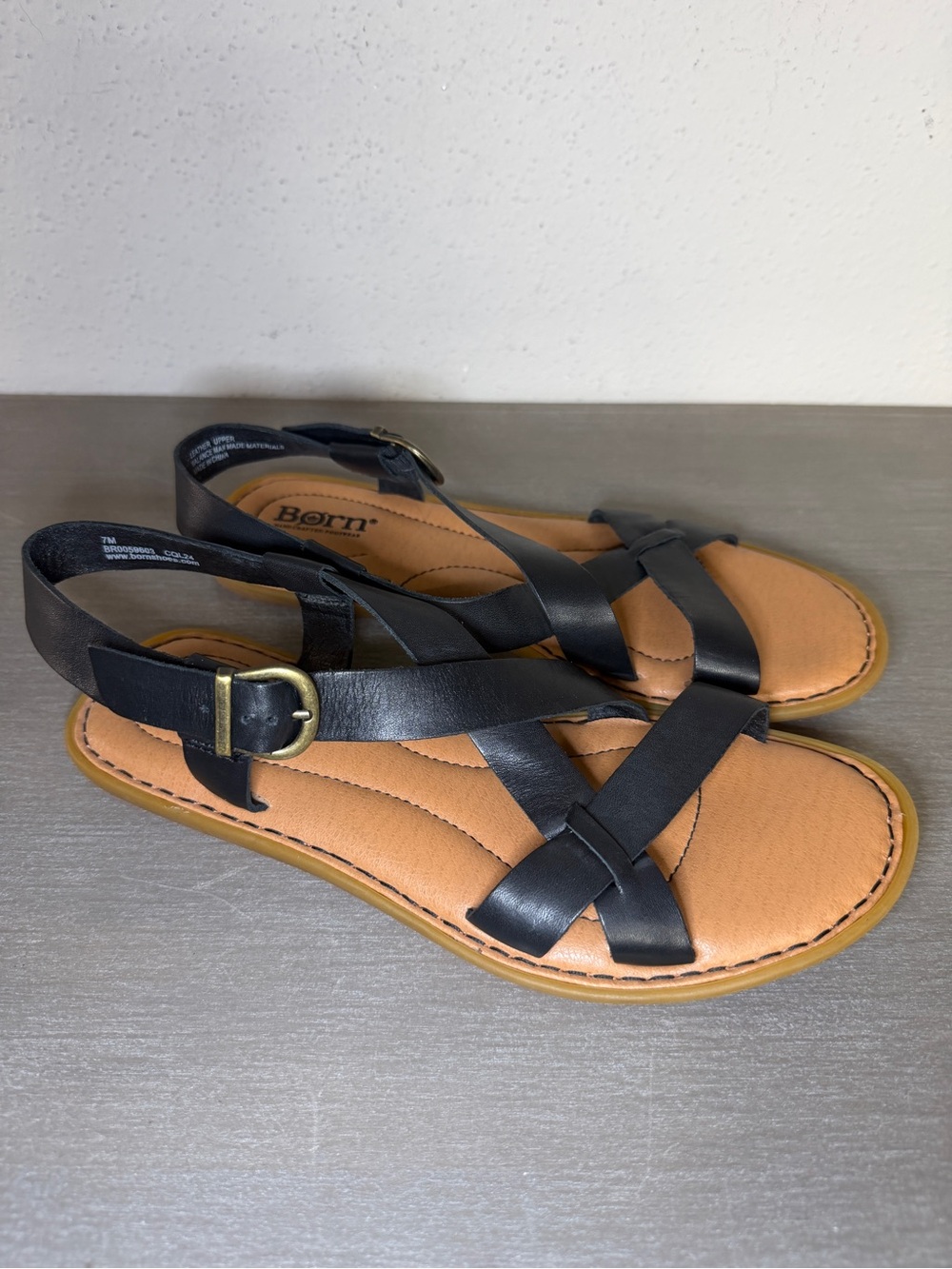 Born Ruben Women's Size 7M Black Leather Strappy Crisscross Sandals New